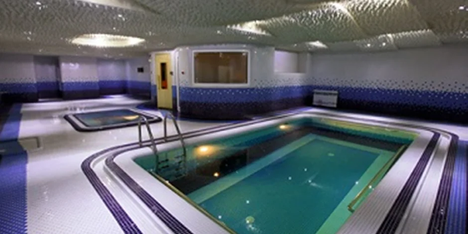 ابعاد استاندارد استخر خانگی