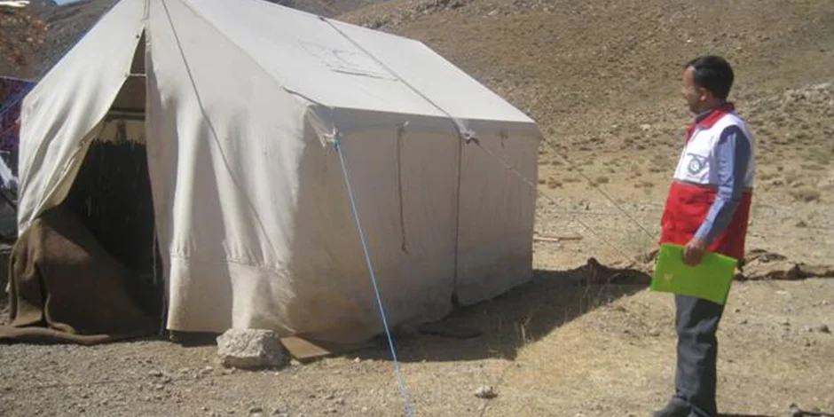 چادر مسافرتی هلال احمر Red Crescent tent
